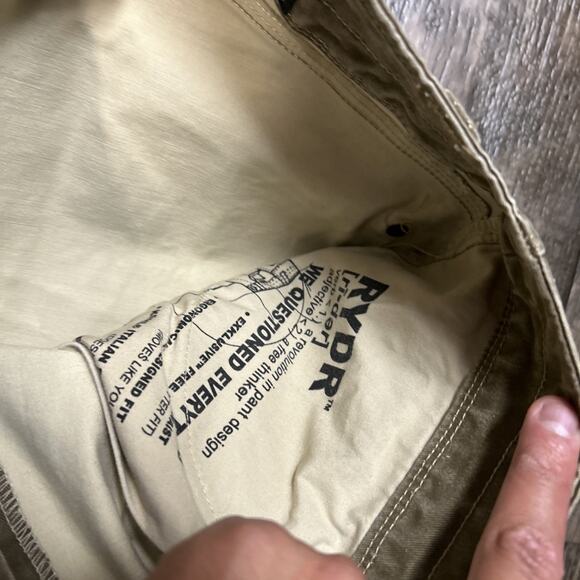 KUHL - MEN'S 35 X 32 - ERGONOMICALLY DESIGNED FIT FREE RYDE WAIST RYDR PANTS - Picture 4 of 8